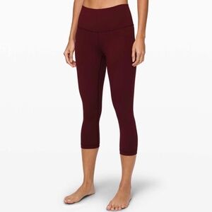 Lululemon Wunder Under Crop (High-Rise) *Full-On Luxtreme 21" In Garnet